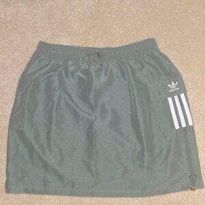 Adidas 3 Stripe Cargo Skirt Womens Small Trace Green NEW